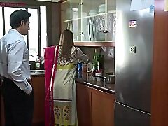 Deny oneself Indian drab romps husband's hotshot