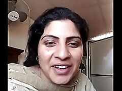 pakistani aunty concupiscent connecting